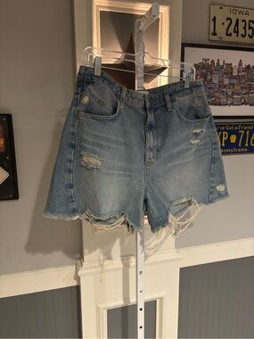 Fashion Nova High Rise Distressed Light Wash Denim Cutoff Shorts Size 13